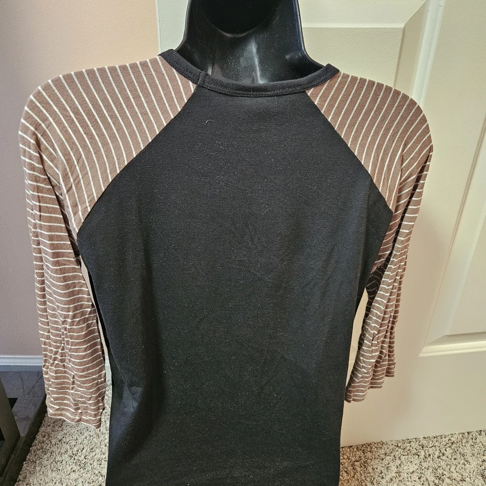 LuLaRoe Black and Brown Long Sleeve Tee - Picture 9 of 10